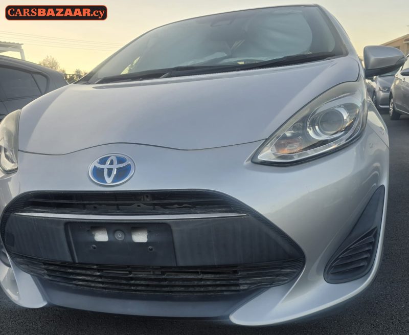 Toyota Aqua - photo 3