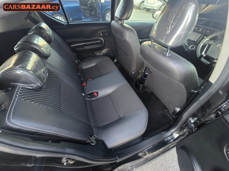 Toyota Aqua Cross - photo 5