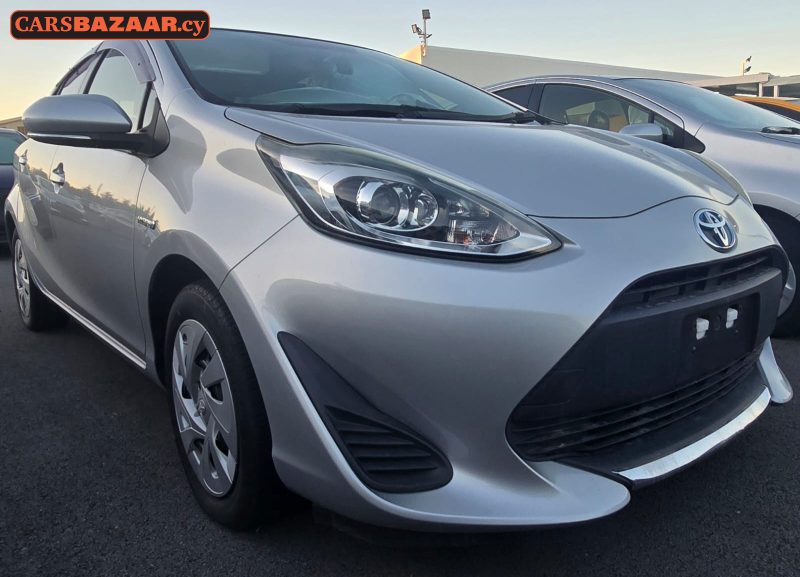 Toyota Aqua - photo 4