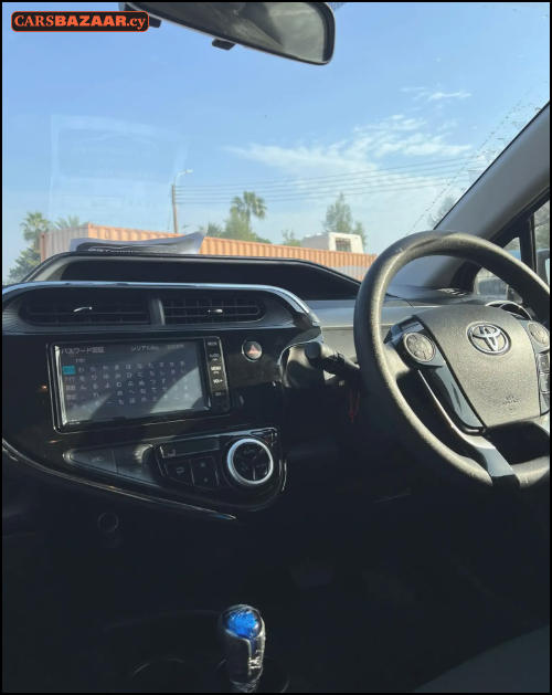 Toyota Aqua - photo 7