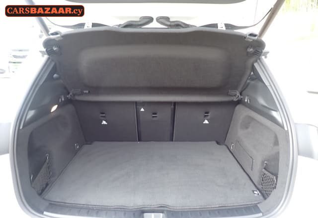 Mercedes-Benz GLA200d AMG Line  - photo 6
