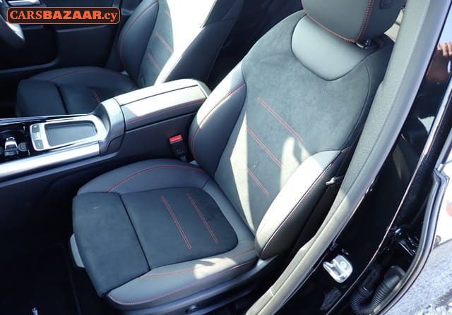 Mercedes-Benz GLA200d AMG Line  - photo 5