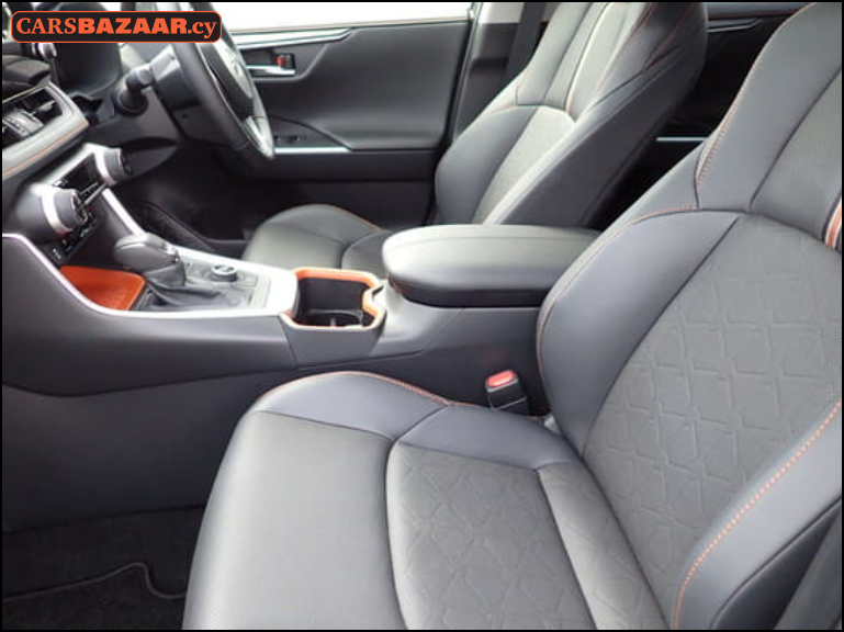 Toyota RAV4 Adventure  - photo 6