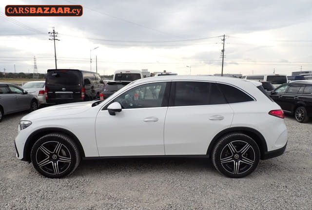 Mercedes-Benz GLC220d AMG Line - photo 4