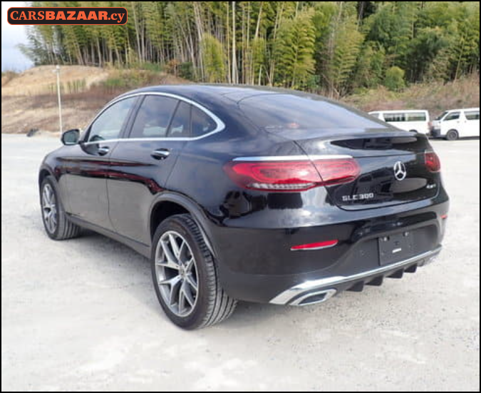 Mercedes-Benz GLC300 AMG Line - photo 3