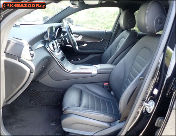 Mercedes-Benz GLC300 AMG Line - photo 7