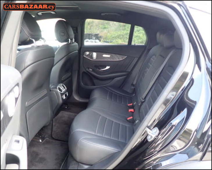 Mercedes-Benz GLC300 AMG Line - photo 8