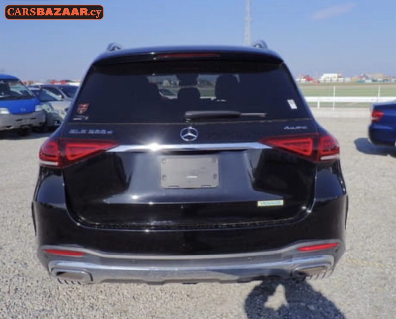 Mercedes-Benz GLE 300D AMG - photo 8