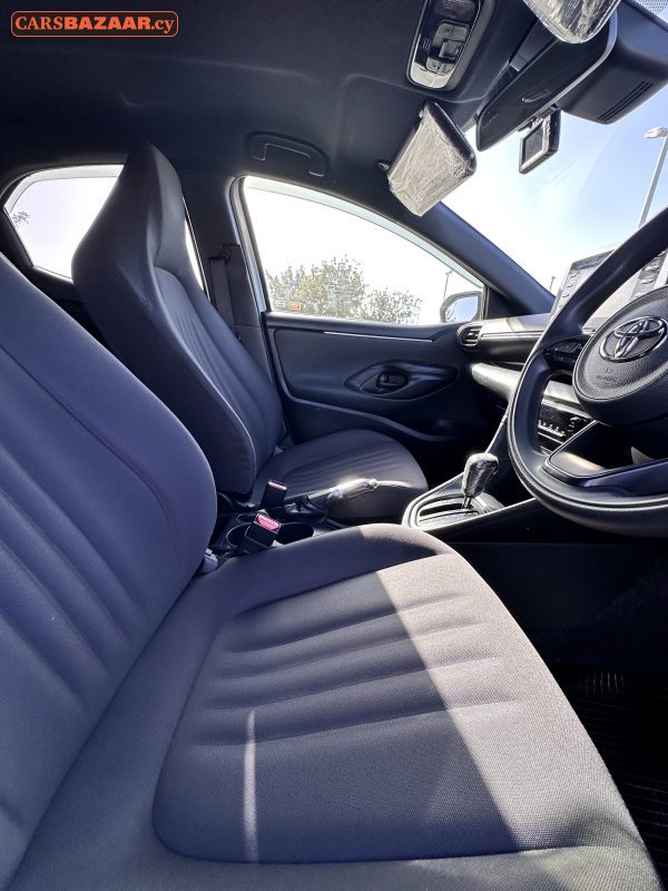 Toyota Yaris  - photo 3