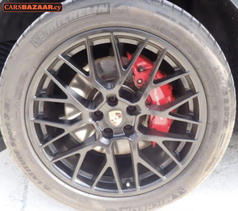 Porsche MACAN GTS - photo 9