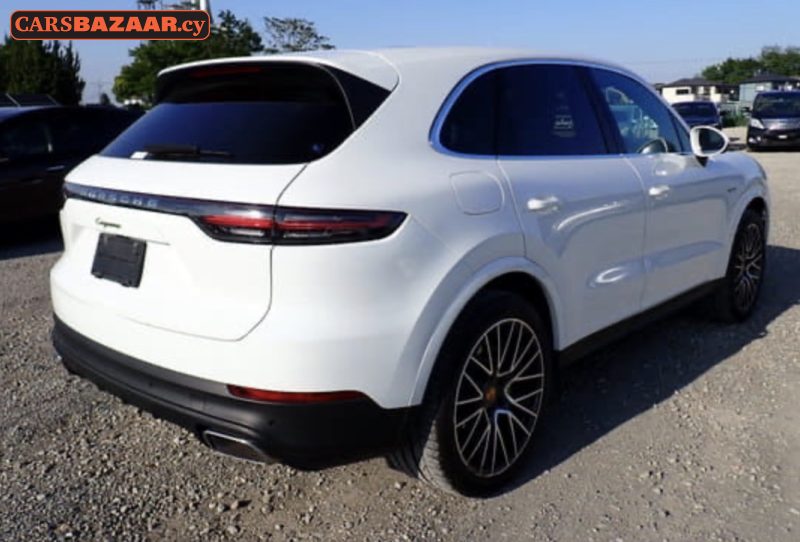 Porsche Cayenne  - photo 4
