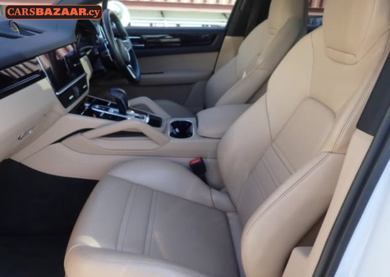 Porsche Cayenne  - photo 5