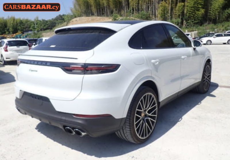 Porsche Cayenne  - photo 8