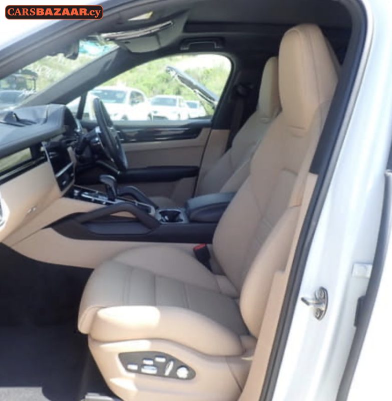 Porsche Cayenne  - photo 6