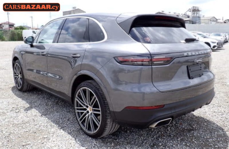Porsche Cayenne  - photo 2