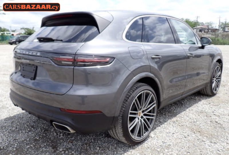 Porsche Cayenne  - photo 3