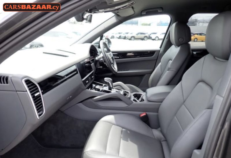 Porsche Cayenne  - photo 5