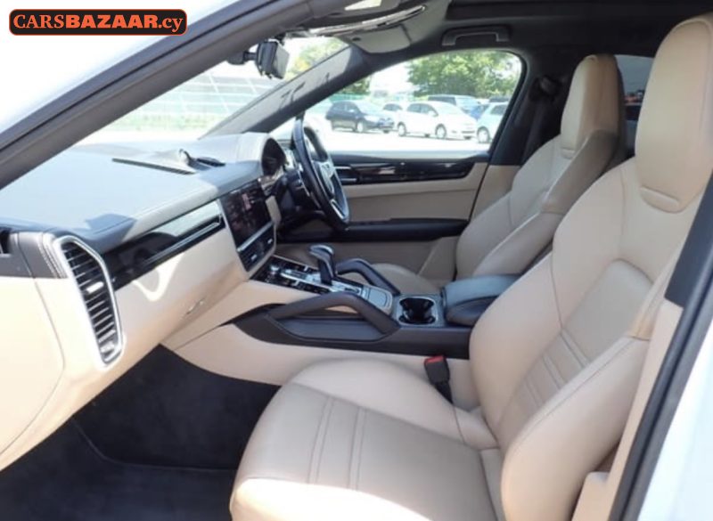 Porsche Cayenne  - photo 3